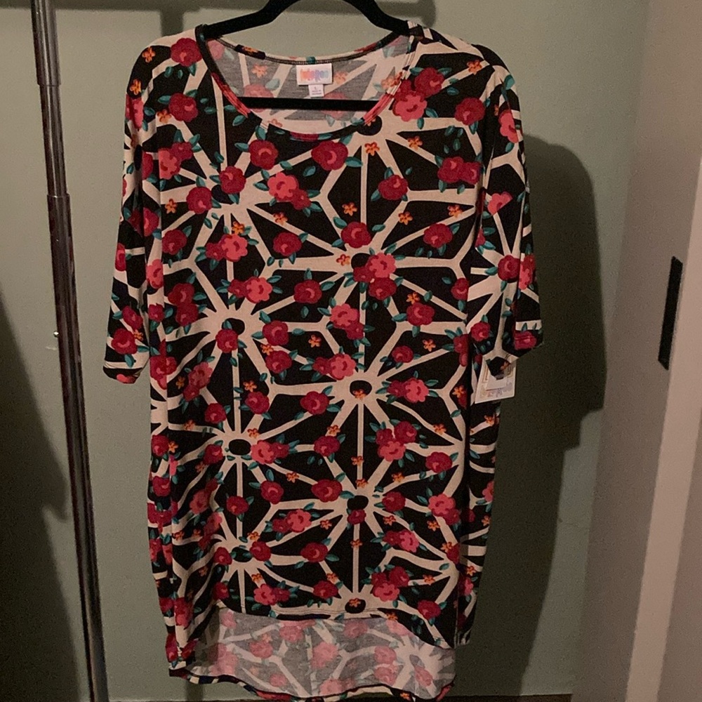 Lularoe large black with flowers Irma shirt